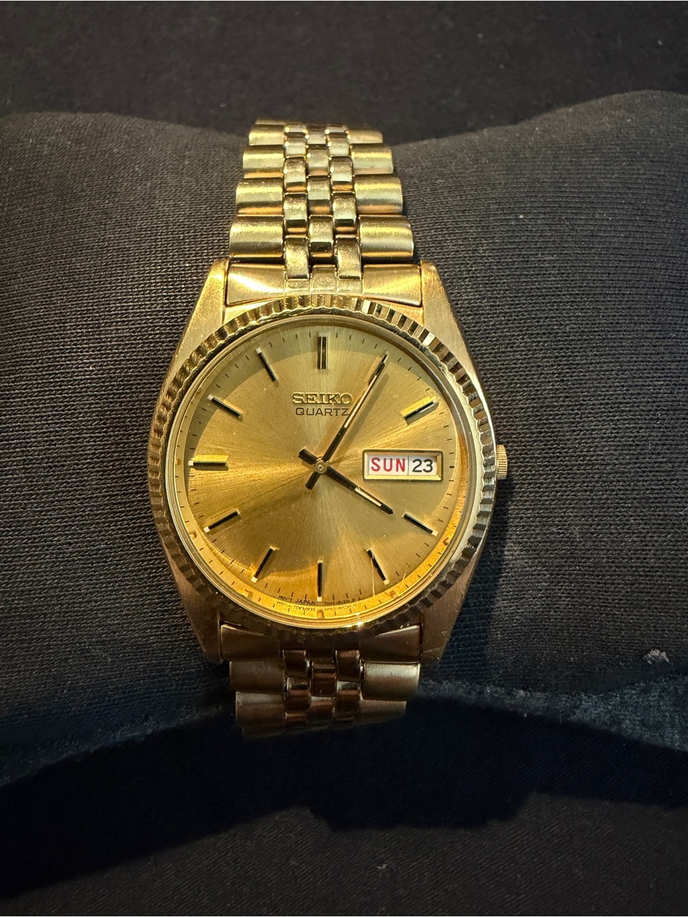 Vintage Men’s Seiko Presidential Gold Tone Day Date 7N43-8111 Watch